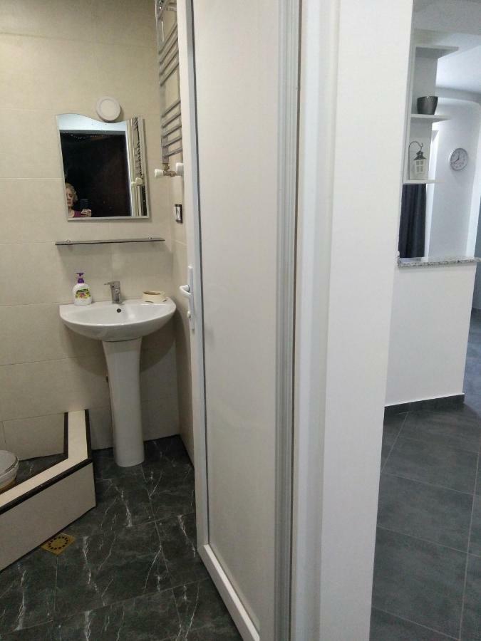 Apartment Eteri 巴统 外观 照片