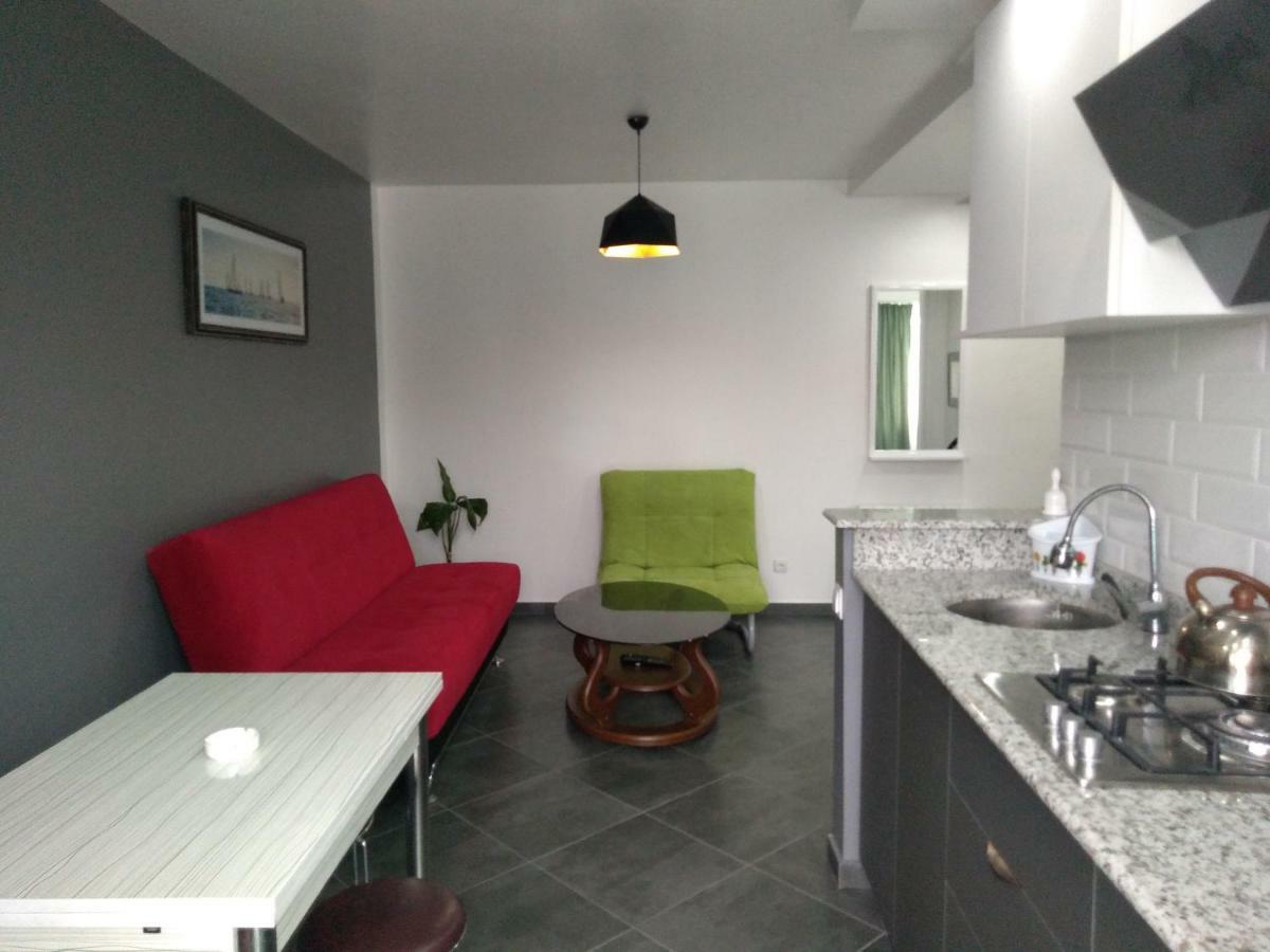 Apartment Eteri 巴统 外观 照片