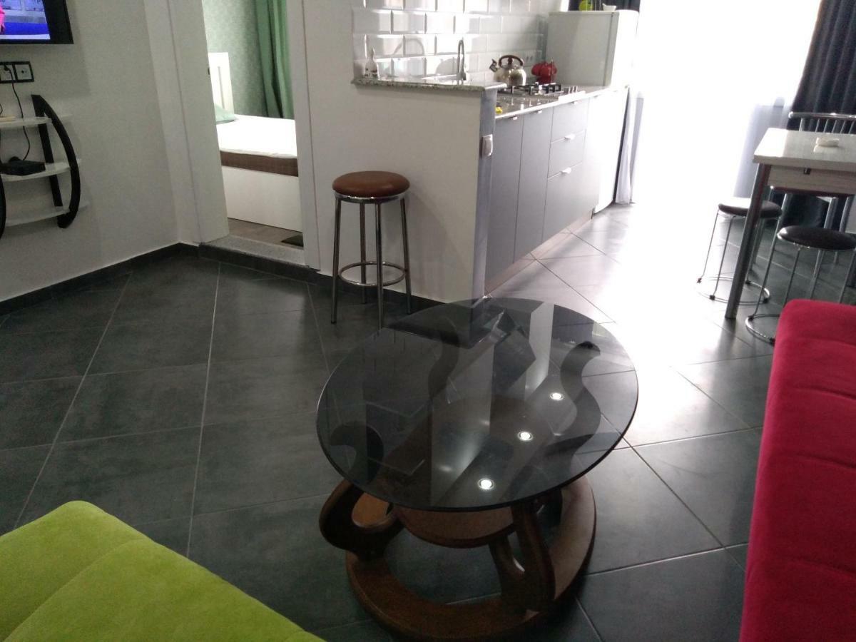 Apartment Eteri 巴统 外观 照片