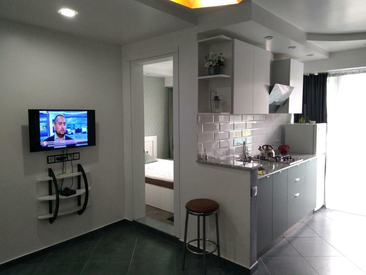 Apartment Eteri 巴统 外观 照片